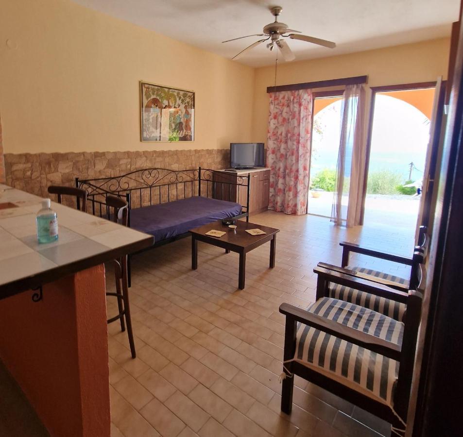 Atisis Apartments Μπενίτσες Εξωτερικό φωτογραφία