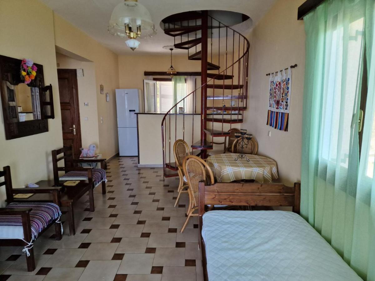 Atisis Apartments Μπενίτσες Εξωτερικό φωτογραφία