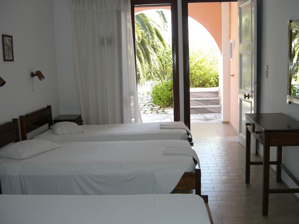 Atisis Apartments Μπενίτσες Δωμάτιο φωτογραφία