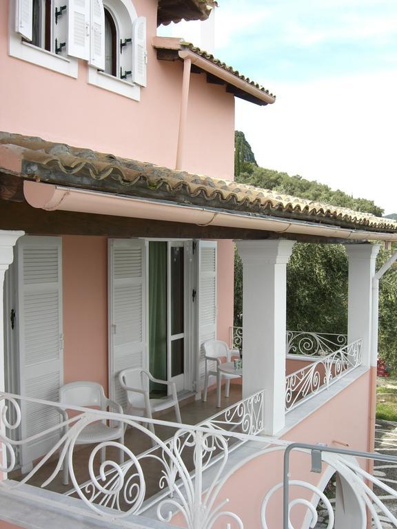 Atisis Apartments Μπενίτσες Εξωτερικό φωτογραφία